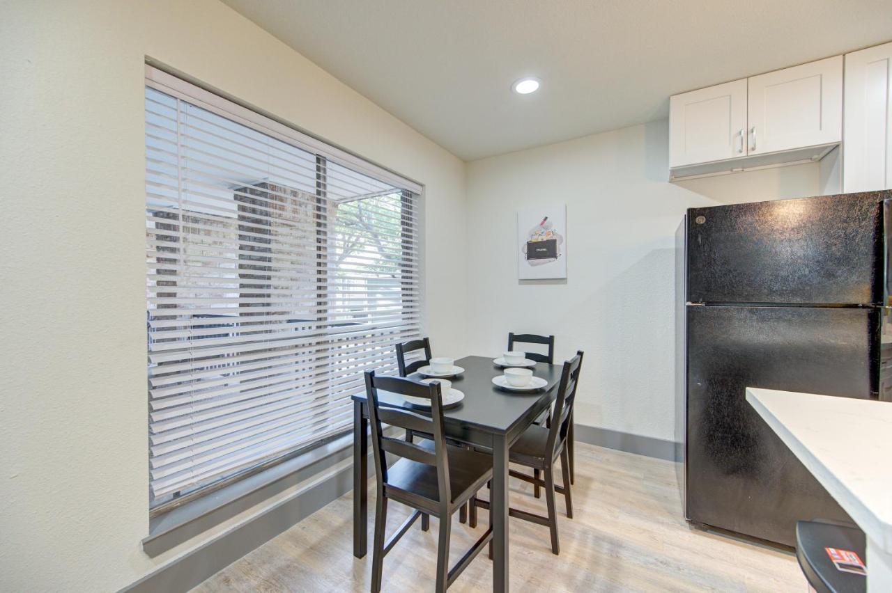 Trendy Midtown Apt, Walk To Shops & Sites, Pets Ok 休斯敦 外观 照片